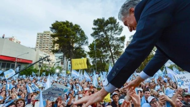 Macri en la marcha del "Sí se puede" en Misiones: "Cada día somos más, nunca bajamos los brazos"