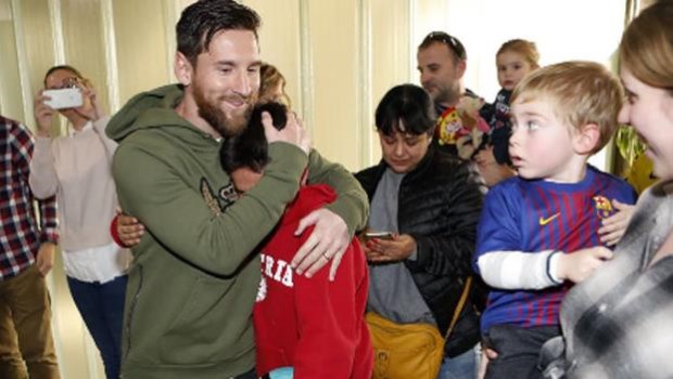 Messi donó un millón de euros para hospitales de España y Argentina