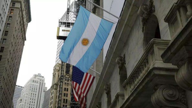 Nubarrones en Wall Street; somníferos en Buenos Aires