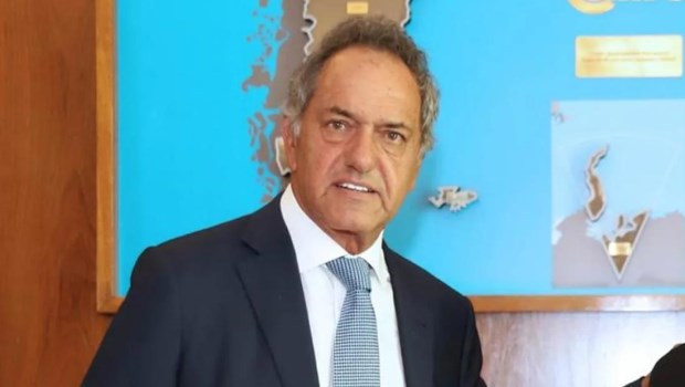 Scioli vuelve a la embajada argentina en Brasil