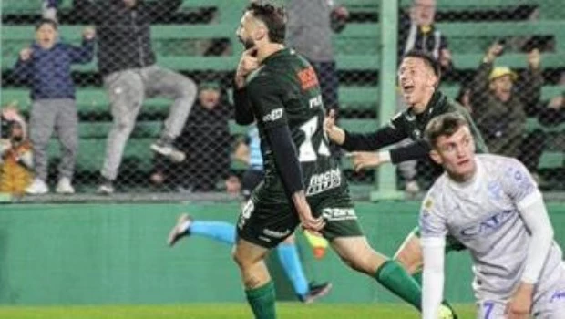 Defensa y Godoy Cruz empataron en un partido pendiente de la Copa de la Liga
