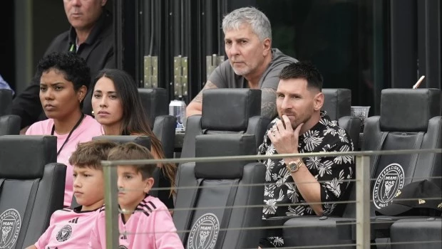 Messi no jugará los amistosos con la Selección por su lesión muscular