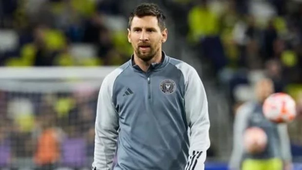 La AFA confirmó oficialmente la baja de Messi de los amistosos por una lesión muscular