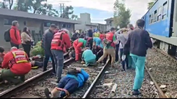 Choque de trenes en Palermo: trasladaron a 30 heridos 