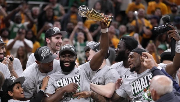 Los Celtics barrieron a los Pacers: son los campeones del Este y van por su 18° título