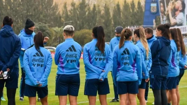 Cuatro jugadoras renunciaron a la Selección femenina de fútbol