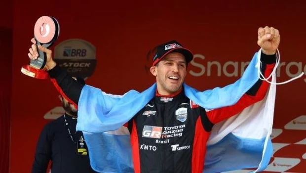 Matías Rossi ganó en la quinta fecha del Top Race