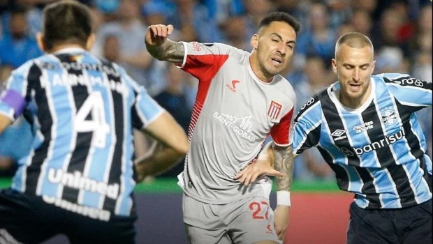 Estudiantes empató con Gremio en Brasil en su despedida de la Libertadores