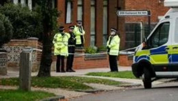 Dos chicos de 12 años fueron declarados culpables de asesinar a otro de 19 en Inglaterra