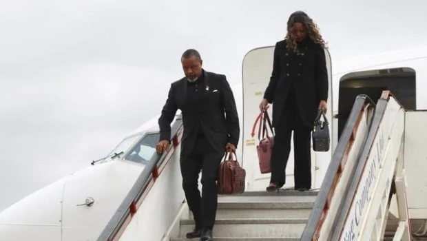 Desapareció el avión que transportaba al vicepresidente de Malawi