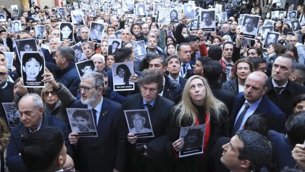 ¿Cómo vivió Milei el acto en homenaje a las víctimas de la AMIA?