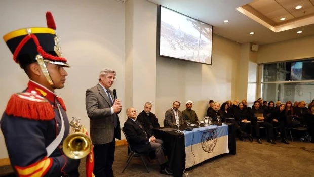 Encuentro religioso en la Expo Rural