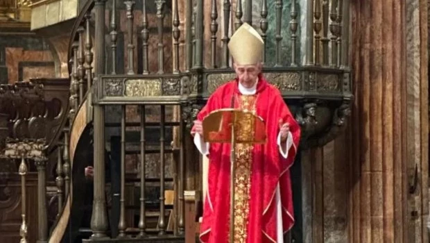 Malfa presidió la celebración de la misa del peregrino en Santiago de Compostela 