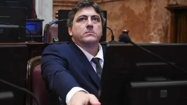 El senador Paoltroni fue deportado de Venezuela