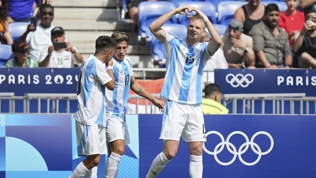 Argentina se recuperó de la caída en el debut con una victoria ante Irak