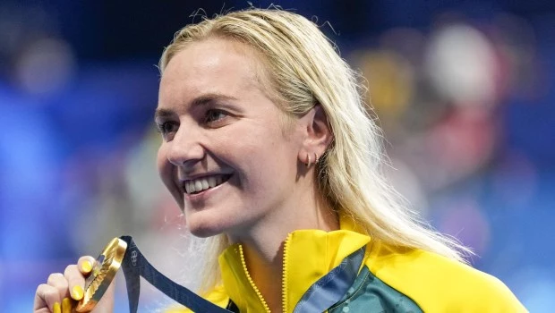 La australiana Titmus gana los 400 libres y da el primer paso para convertirse en la 'reina' de París