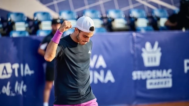 Francisco Cerúndolo se coronó campeón en Umag