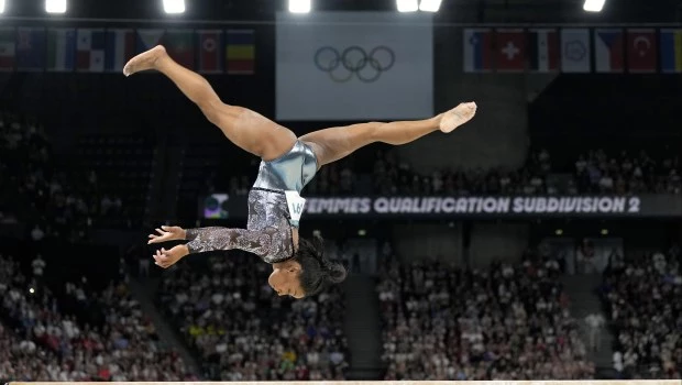 De la mano de Simone Biles, Estados Unidos favorita al oro en gimnasia artística