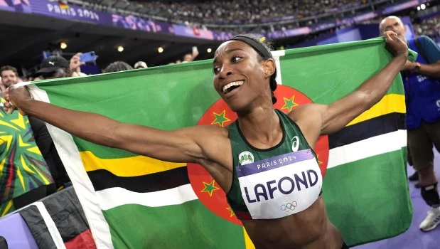 Thea Lafond hace historia para Dominica con el oro en triple salto