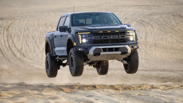 Ford renueva la F-150 Raptor: la pickup full size más extrema del país