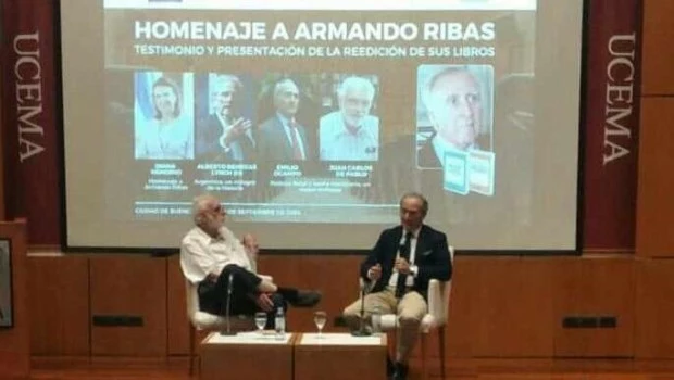 La reedición de dos de sus libros fue la excusa para homenajear al economista cubano-argentino.