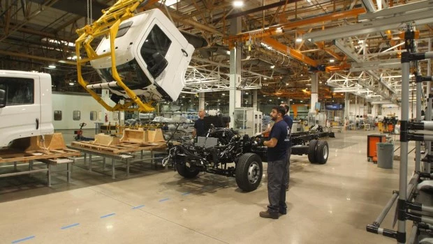 La planta de Volkswagen Camiones y Buses de Córdoba cumple sus objetivos y se prepara para ampliar la producción