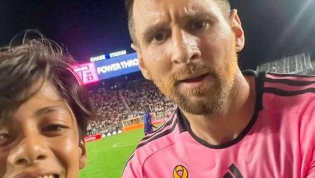 “Messi me dijo que me sacara la selfie rápido y corriera porque venían los de seguridad”