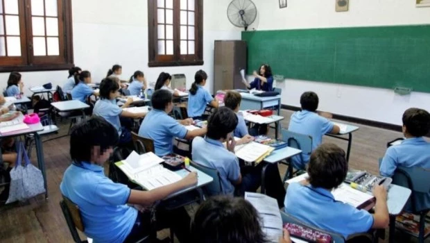 Aplican una nueva suba en la cuota de los colegios privados bonaerenses y porteños