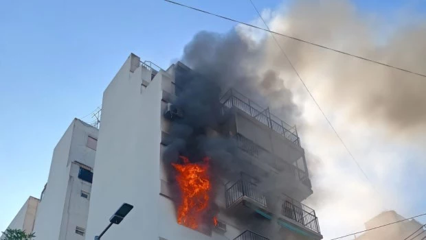 Incendio en un edificio en Flores: nueve mujeres fueron asistidas