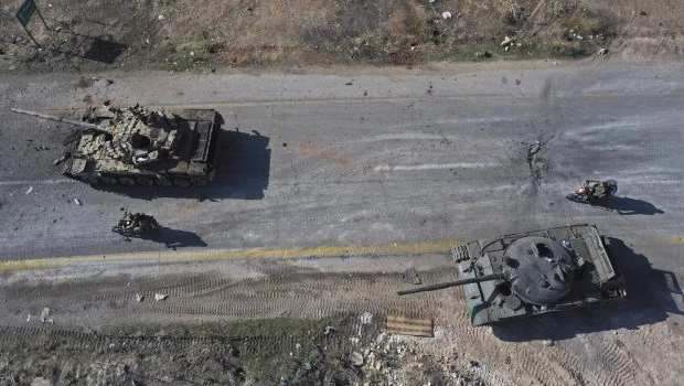 Fuerzas sirias combaten contra insurgentes al norte de la ciudad estratégica de Hama