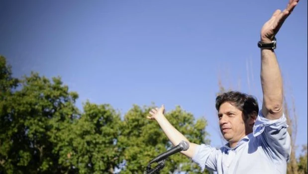 Kicillof encabezó un acto en La Plata y se puso al frente de la construcción de un "frente político" para enfrentar a Milei 