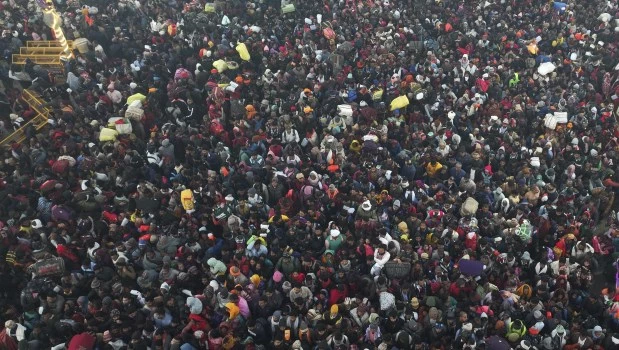 Al menos 30 muertos en una estampida en el festival Kumbh Mela en India