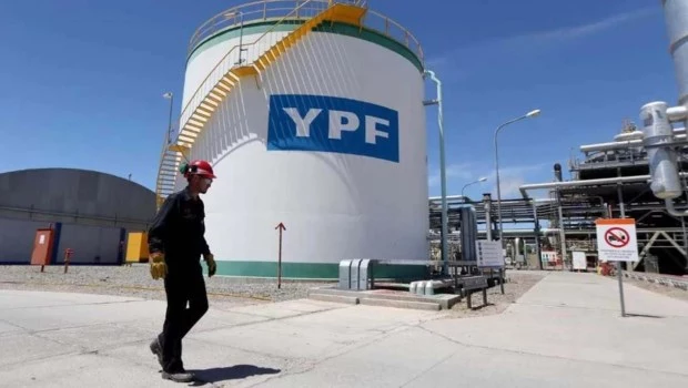 YPF vende su filial de lubricantes en Brasil