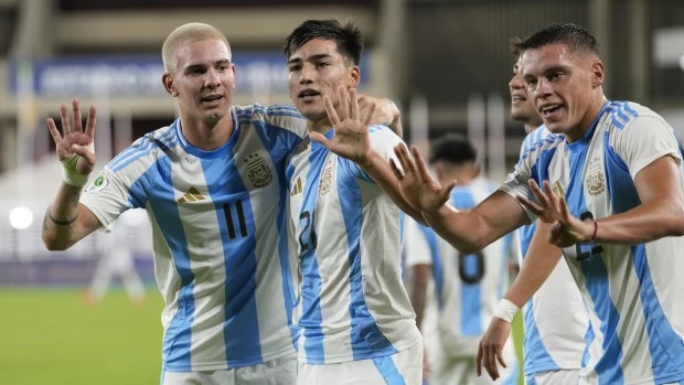 El Seleccionado Sub 20 aseguró su lugar en el Mundial de Chile tras derrotar por 1-0 a Colombia 