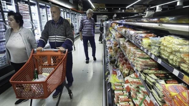 La inflación de enero fue del 2,5% para trabajadores y afectó más a los de mayores ingresos