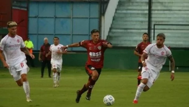 Empate con polémica entre El Guapo y el Ferroviario