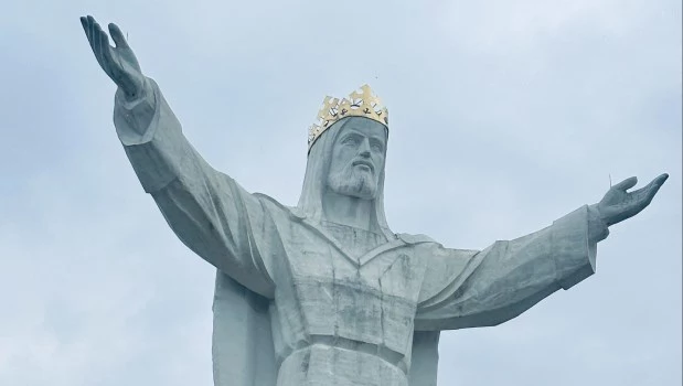 ¿Cristo, reina o no reina?