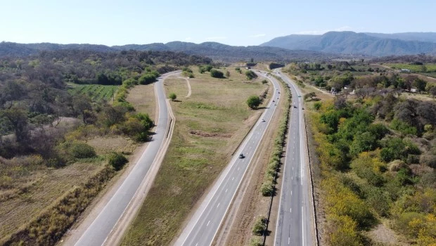 El Gobierno avanza con la privatización de unos 6.000 kilómetros de rutas y autopistas