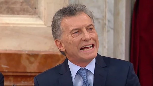 Macri criticó a Kicillof ante la posibilidad de que desdoble las elecciones: "Donde pone la mano, la caga"