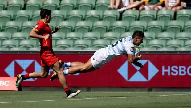 Los Pumas 7s derrotaron a España por 7 a 0 y pasaron a la fnal del Circuito Mundial 2024/25