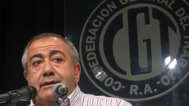 La CGT envió a Francisco sus deseos de "pronta mejoría" y afirmó: "Rezamos por vos"