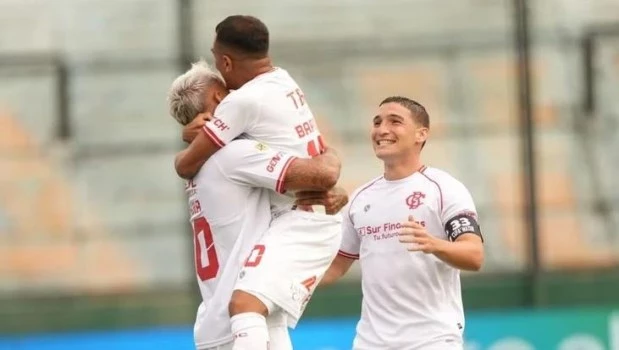 ​Barracas Central derrotó a Newell’s y amargó el debut de Fabbiani 