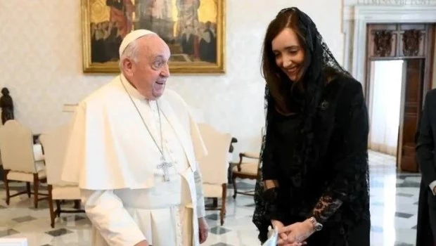 Villarruel se diferencia del resto del oficialismo y muestra preocupación por el Papa