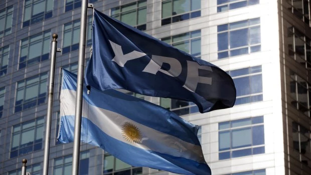 El Gobierno realizó una nueva prestación judicial en Estados Unidos para revocar el fallo en contra por la estatización de YPF 