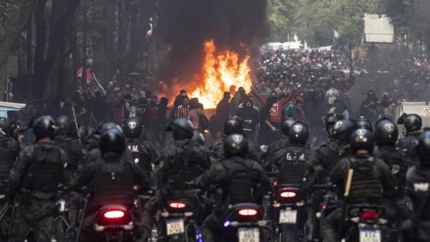 Bullrich denunciará a los barras y a los intendentes de La Matanza y Lomas de Zamora por los disturbios en el Congreso 