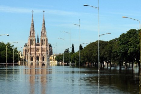 La Basílica de Luján, amenazada por el crecimiento del río