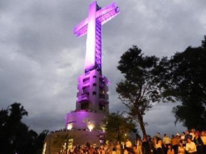 En el Parque temático de la Cruz se encuentra el mirador con 82 metros de altura más importante de la región.