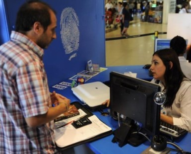 El Gobierno modificó la Ley de Migraciones mediante un decreto de necesidad y urgencia