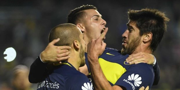 Boca recuperó la apostura de puntero, favorecido por la falsa prestación de Independiente (pareció sentir el trajín de la semana) y ahora ve la consagración desde mucho más cerca.