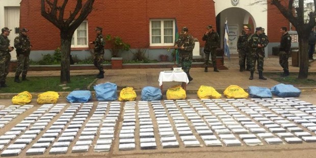 Secuestran más de 370 kilos de cocaína en Las Flores